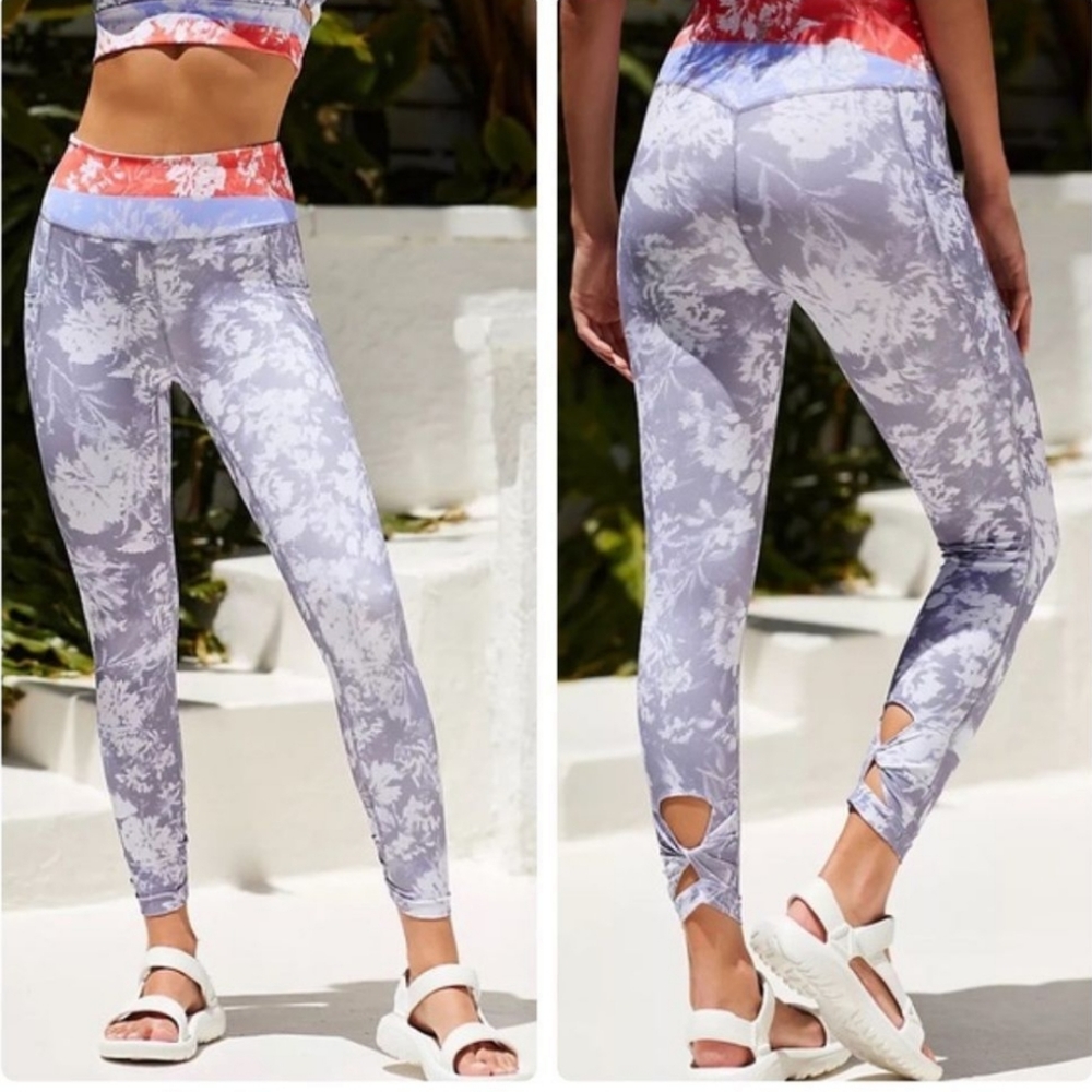 Free People | NWT Twilight Wave Rider High Rise Leggings